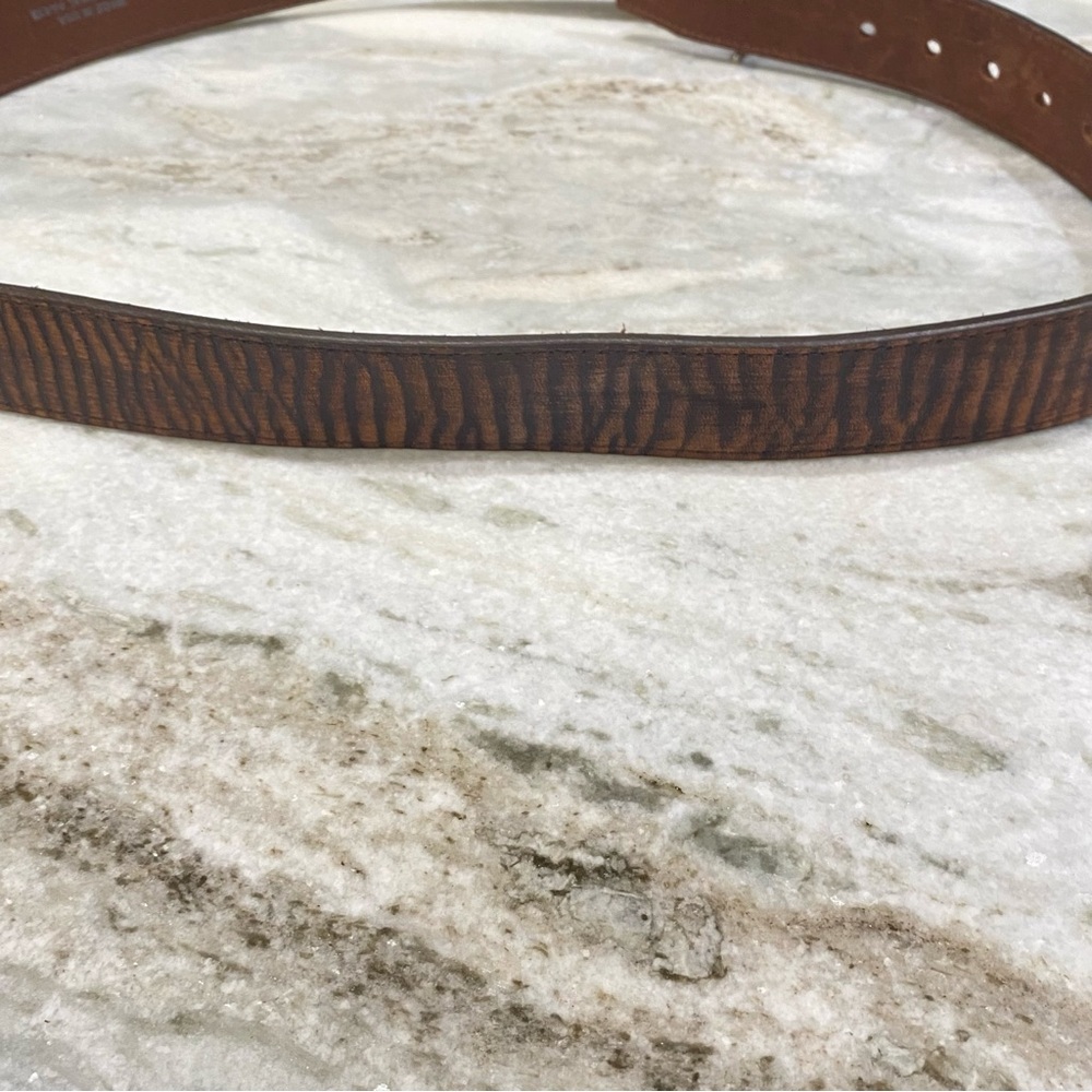 Justin Bomber Brown Top Grain Leather Belt 44 EUC - Picture 9 of 12